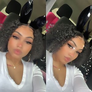 Meet your Posher, Ezria